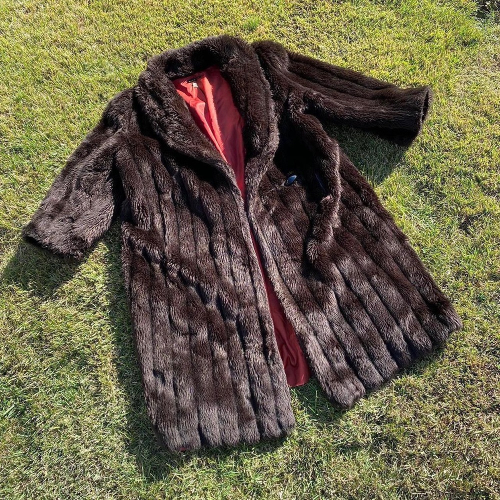 Vtg Mink Stripe Faux-Fur Coat Ribbed brown open front Made in USA collared